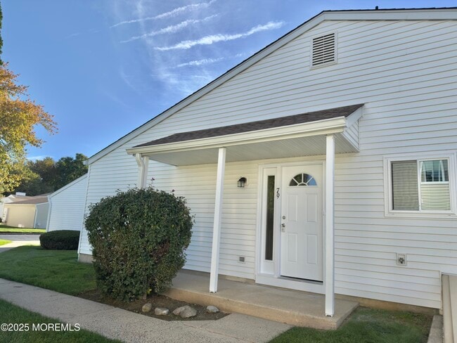 Photo - 79 Greenwood Dr