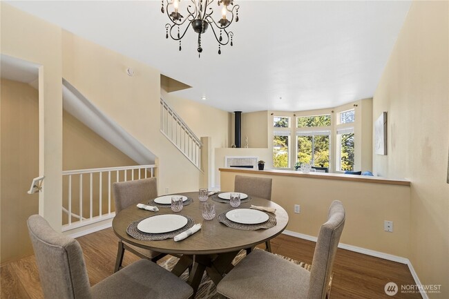 2145 NW Pacific Elm Dr