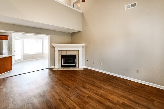 Photo - 1426 Clockshop Dr