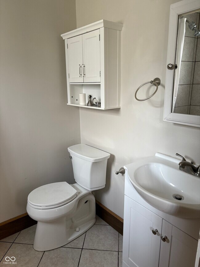 Photo - 823 Tecumseh St