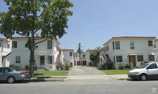 100-104 N 1st Street