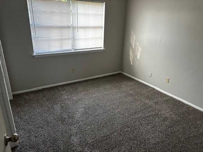 Photo - Bowmanor Garden Apartments