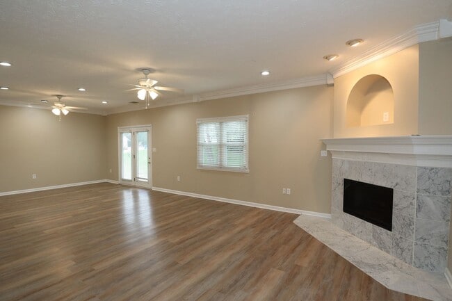 Photo - 4 Bedroom Carmel Home!