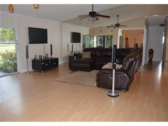 Photo - 6510 NW 89th Ave