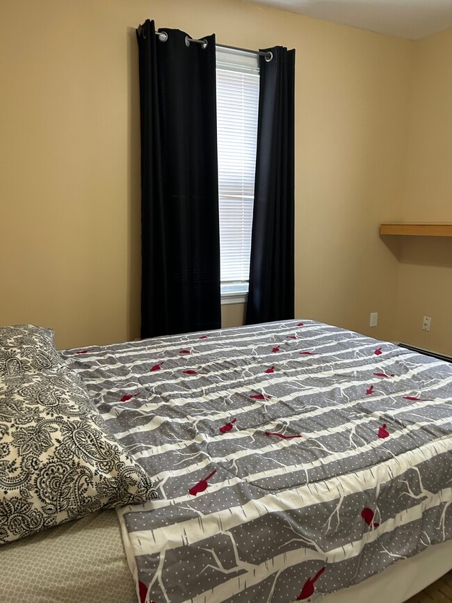 Photo - 134 Dongan St Unit 134 Dongan Street 2nd floor