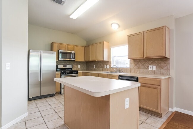 Photo - 614 Cypresswood Trce