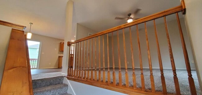 Photo - 18713 Woodruff St