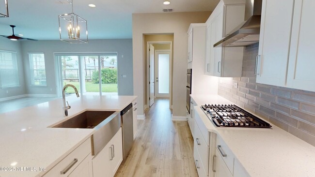 Photo - 511 Marquesa Cir