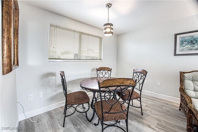Photo - 2037 W First St Unit B