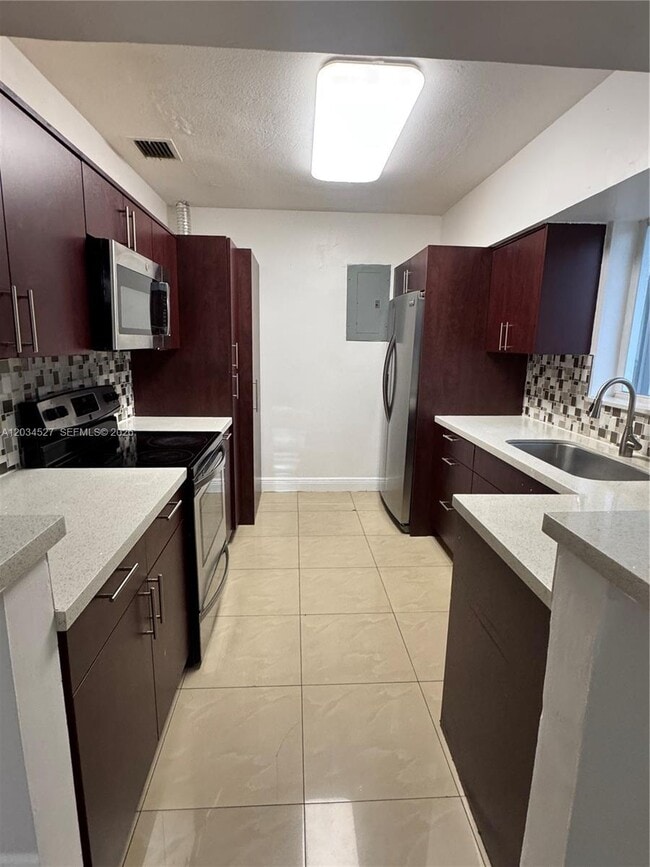 Photo - 540 Beacom Blvd Unidad 540