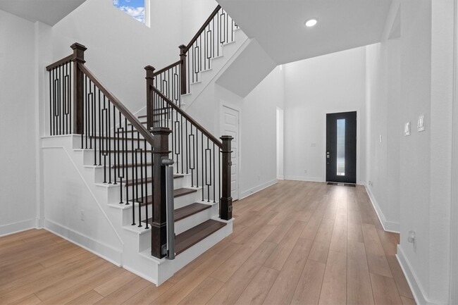 Photo - 5030 Vly Wind Ct