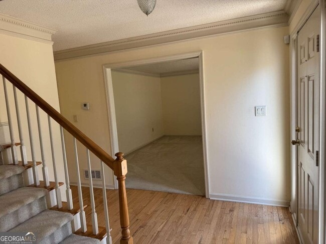 Photo - 140 Yorkshire Rd