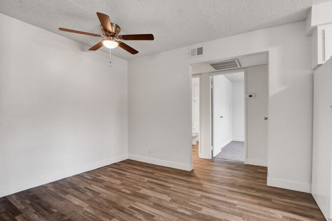 Sundance Village Apartments