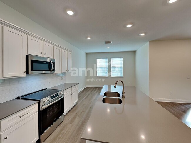 Photo - 1039 Grafton Ridge Dr