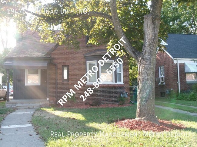 MOVE IN READY 3 BEDROOM BUNGALOW in DETROIT - MOVE IN READY 3 BEDROOM BUNGALOW in DETROIT Casa