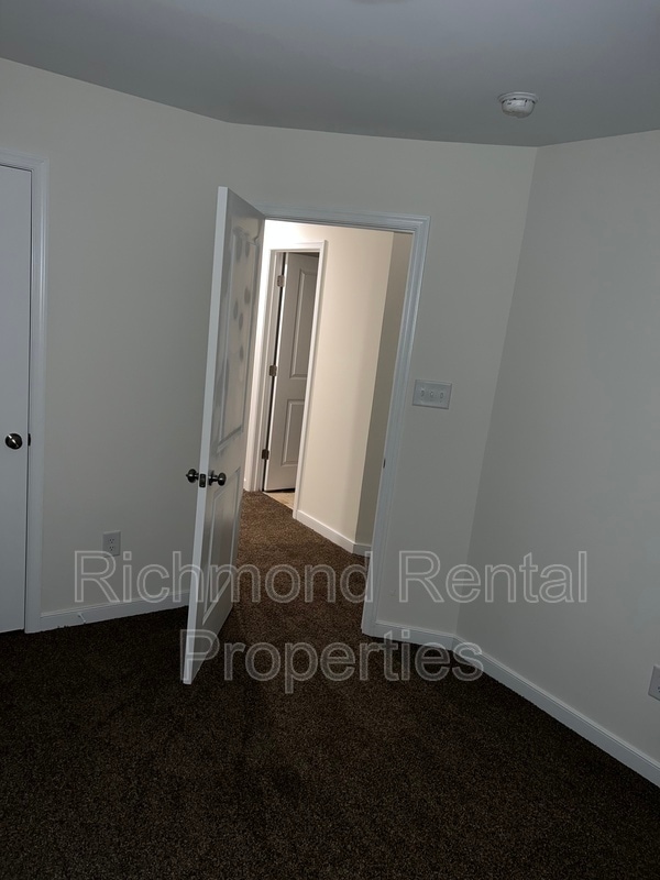 Photo - 1503 Stonewall Manor Dr