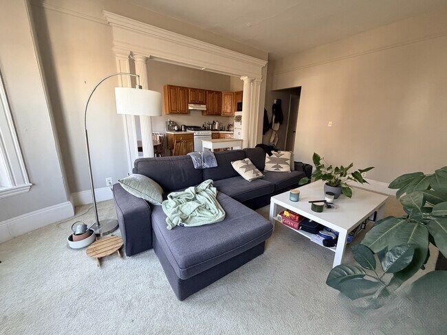 105 Longwood Ave