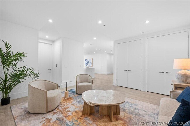 220 Lake Shore Dr Unit 710