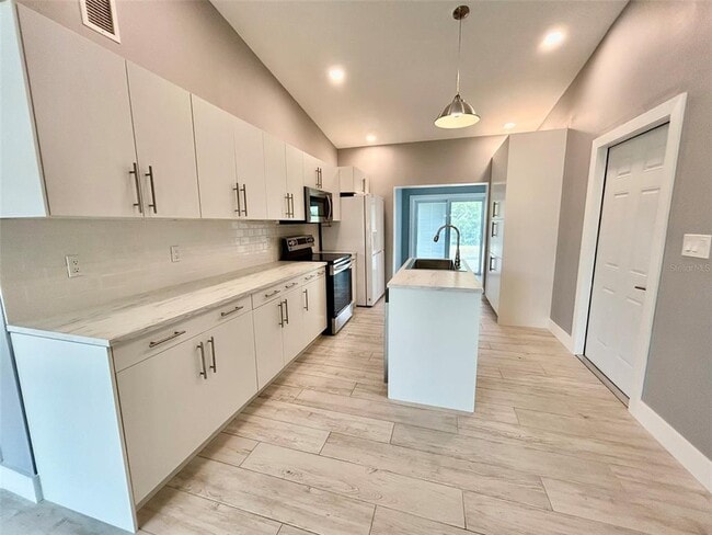 Photo - 3112 Magnolia Way