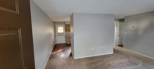 Photo - 457 Arapahoe Ave