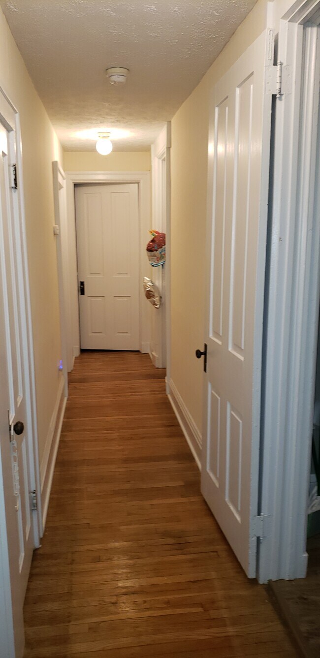 Photo - 314 w clinton st