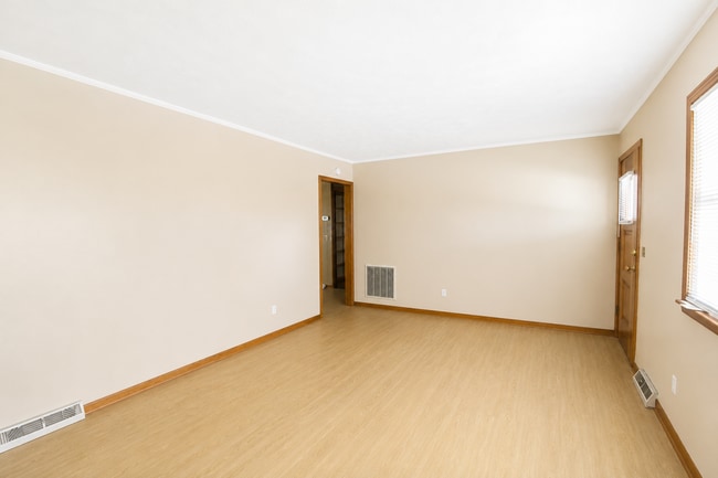 Photo - 3-Bedroom Home with Finished Basement, Garage & Huge Yard