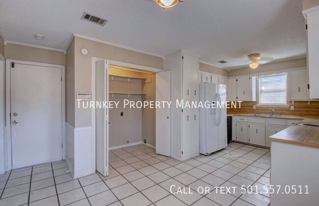 Photo - 14 Turtle Creek Ct