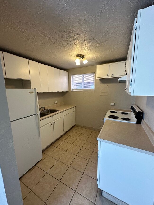 Photo - 2607 Poplar Ct Unit C