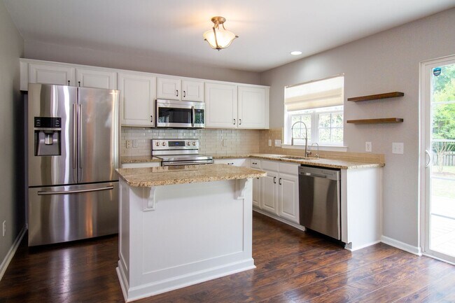 Photo - 4 bedroom home in Ballantyne