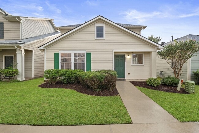 Photo - 1617 Nichole Woods Dr