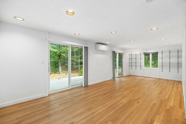 Photo - 2 Moses Hill Rd