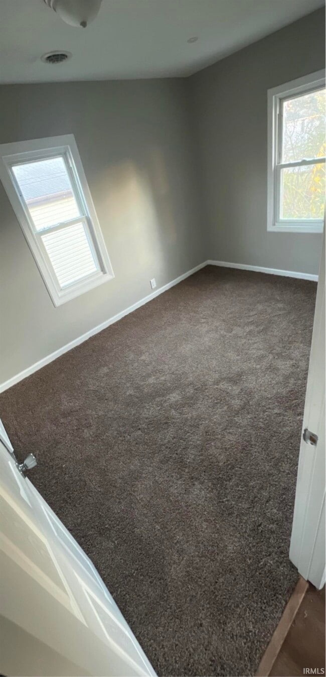 Photo - 3303 Harvester Ave