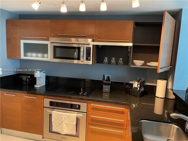 Photo - 253 NE 2nd St Unit 1206