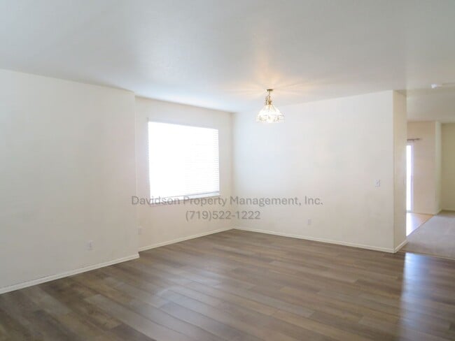 Photo - 6463 Jules Dr