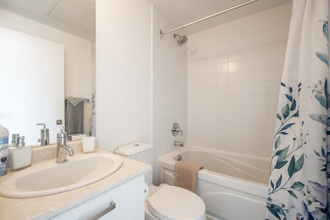 Photo - 832 Bay St. Unit SI ID1345938P
