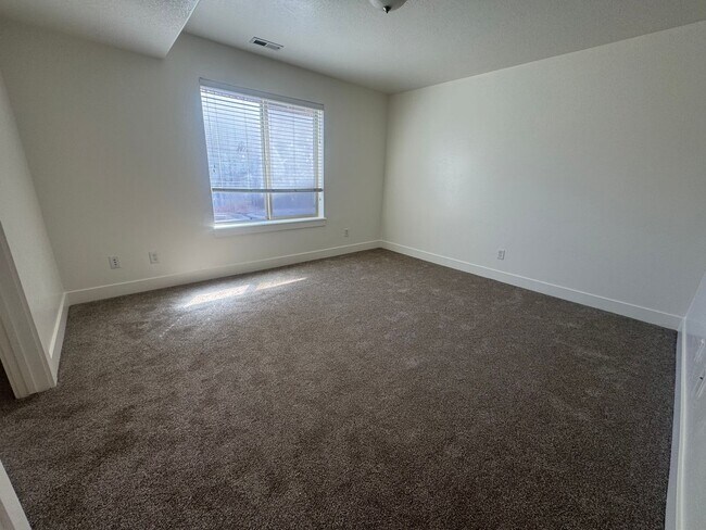Photo - Amazing ground level condo for rent in Payson!