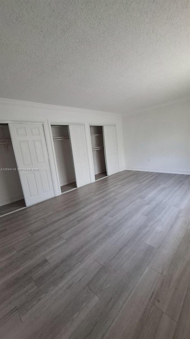 Photo - 6940 Miami Gardens Dr Unit 1-522