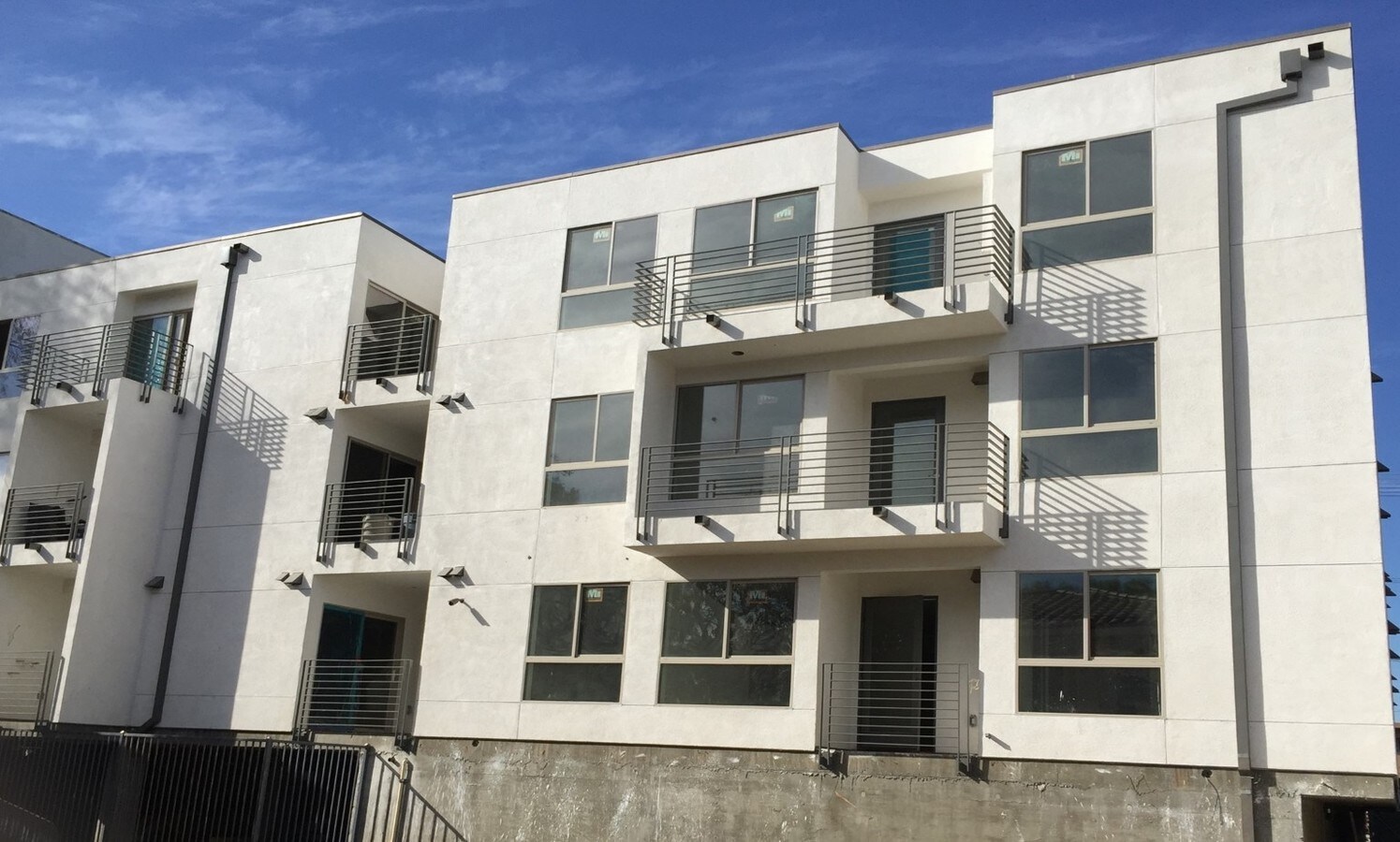 Photo - 7020 Woodman Ave Apartments