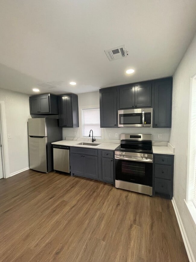 Photo - 2 Bedroom 1 Bath House for Rent