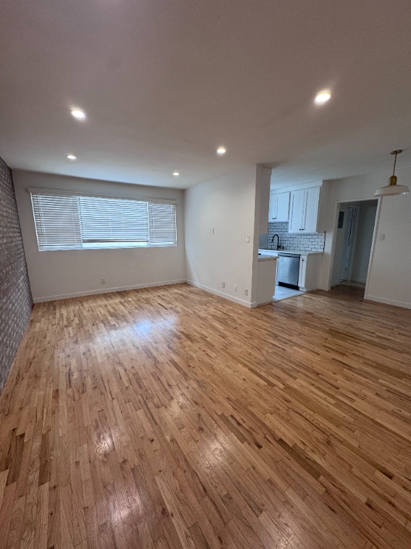 Photo - 821 Westmount Dr Apartment