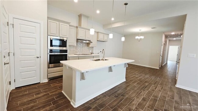 Photo - 30 N 13th St