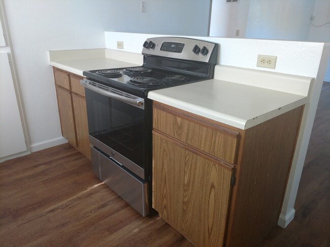 Photo - M&J Properties 171 Unit B