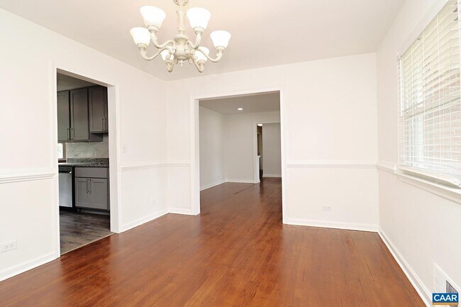 Photo - 909 Ridge St