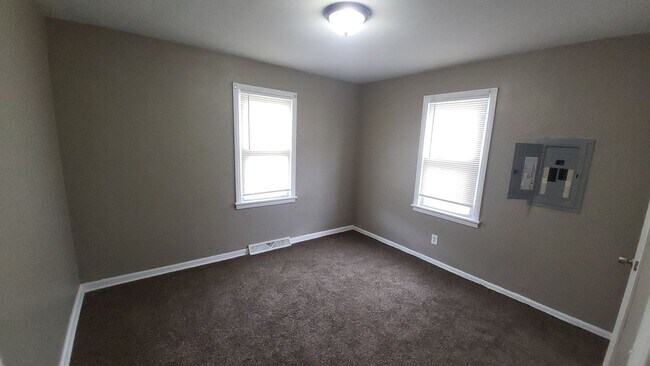 Photo - 2-bedroom, newly remodeled home on Flint's Southwest side.