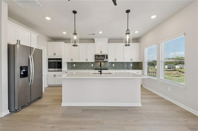 Photo - 2968 Sweet Red Cir