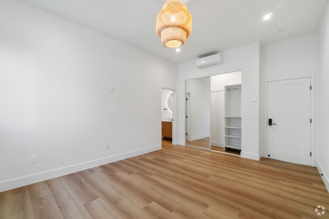 Building Photo - 3917 Inglewood Blvd Rental