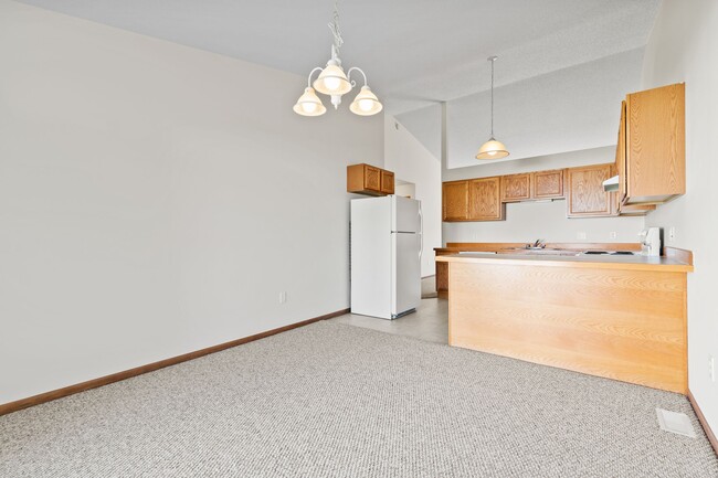 Photo - Woodland Creek Townhomes - Saginaw, MI