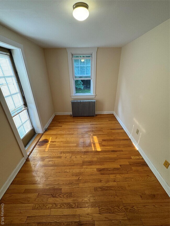 Photo - 560 State Rte 44 55 Apartamento Unidad D