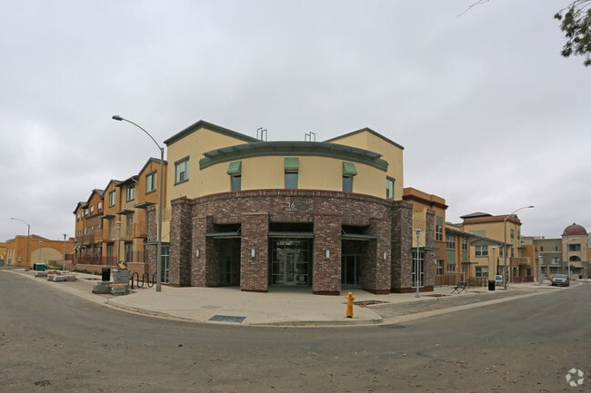 Eastgate - Eastgate Apartments