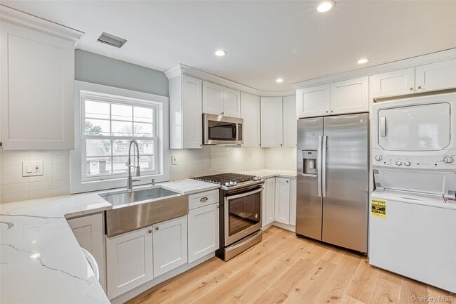 Photo - 1953 Freeman Ave